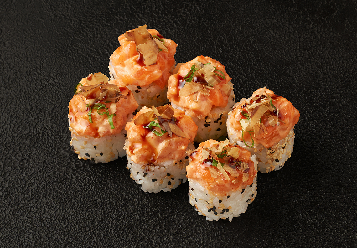 Ролл Нептун с соусом кимчи