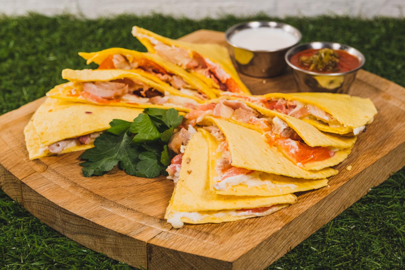 Кесадилья Карбонара