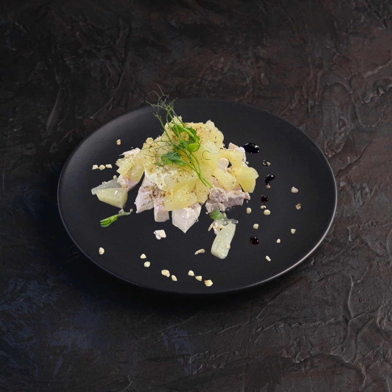 Курица с ананасами