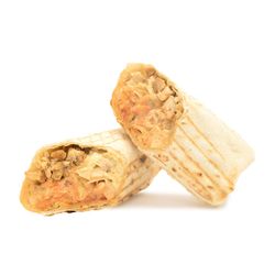 Шаурма с курицей и острым соусом