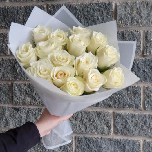 Букет из белых роз
