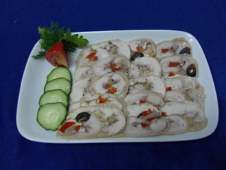 Куриный рулет по-домашнему