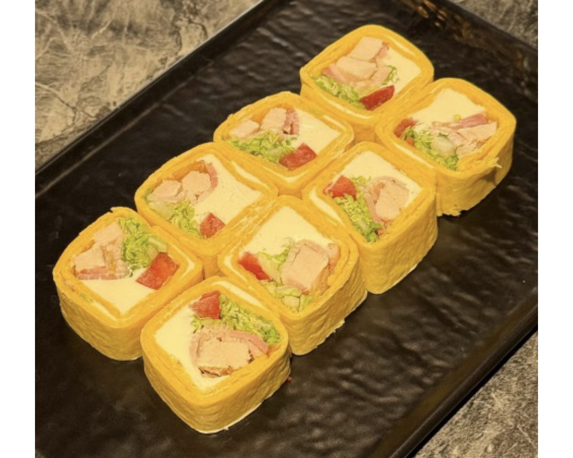 Тортилья с курицей и беконом 