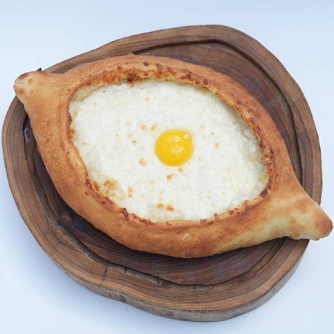 Хачапури по-аджарски