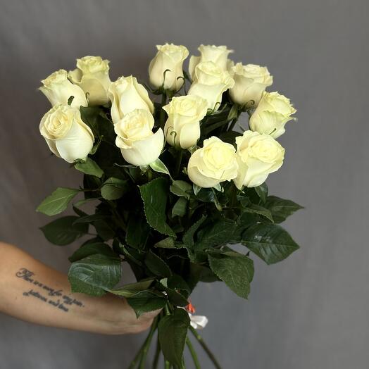Букет с белой розой Мондиаль 13 шт