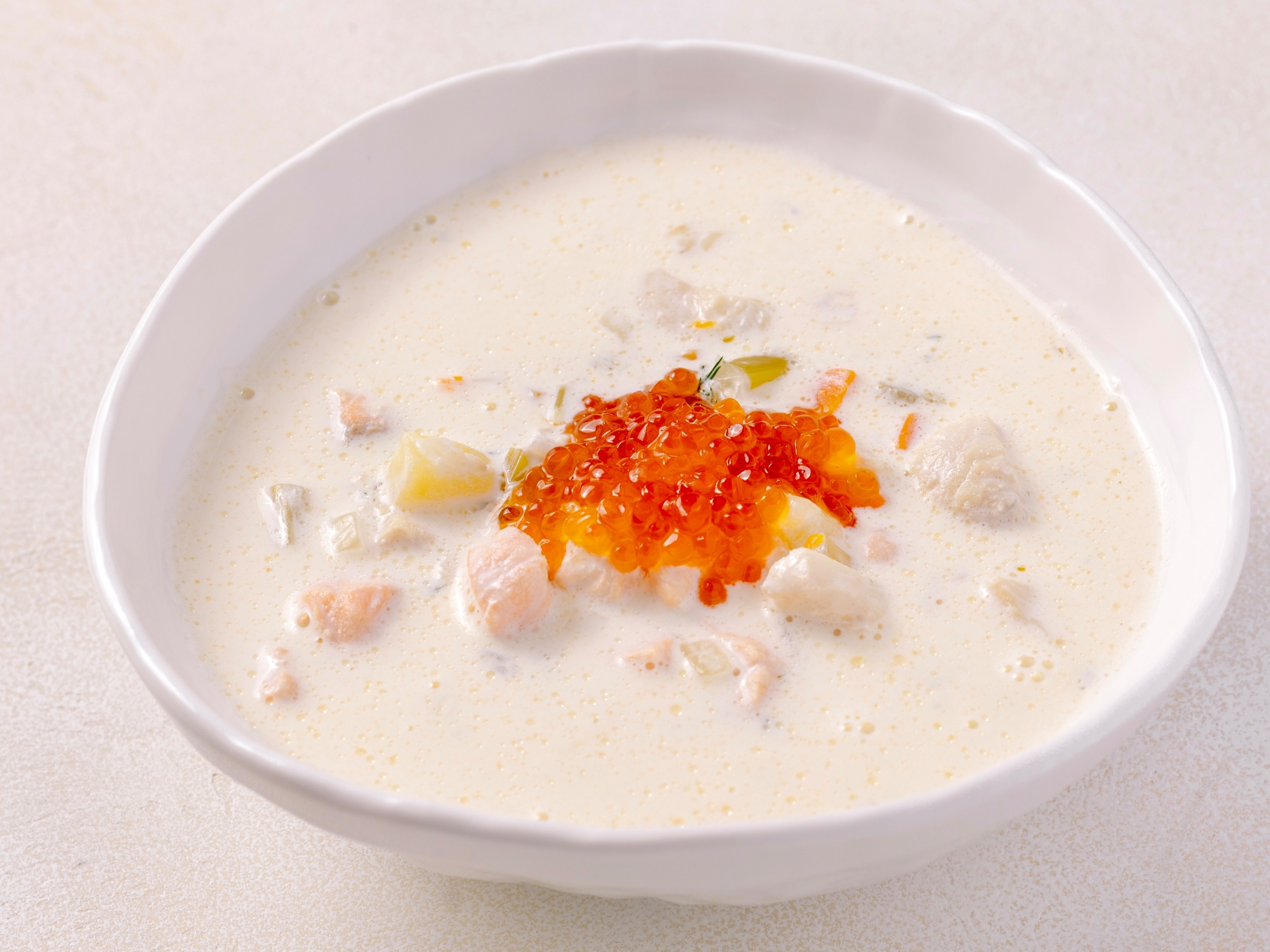 Уха финская с красной икрой