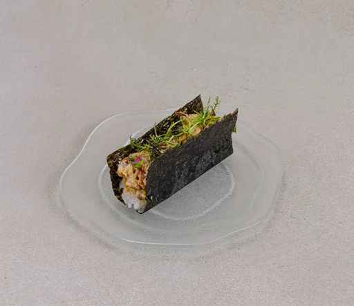 Хенд ролл угорь