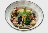 Спагетти неро с морепр. и болгар.перцем