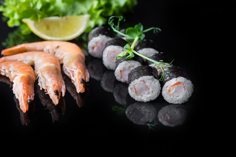 Маки с креветкой