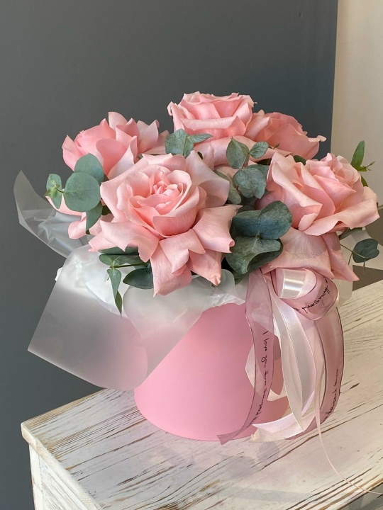 Невероятно нежная коробочка с французскими розами