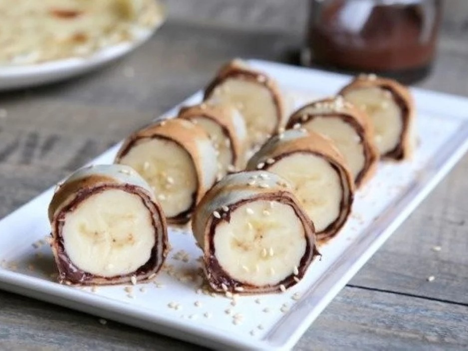 Блинные роллы в шоколаде