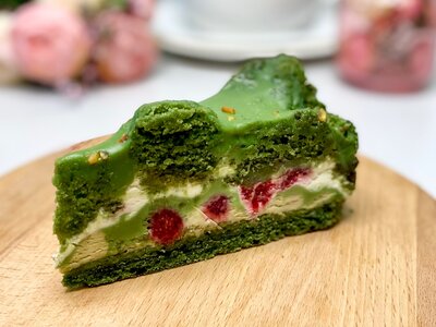 Торт Фисташковый с малиной Легенда!