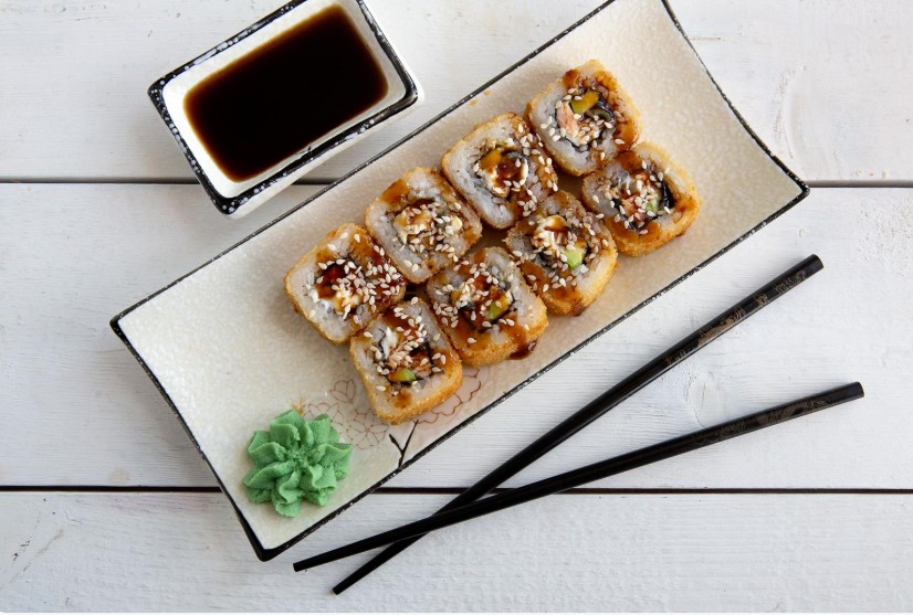 Ролл в темпуре с угрем