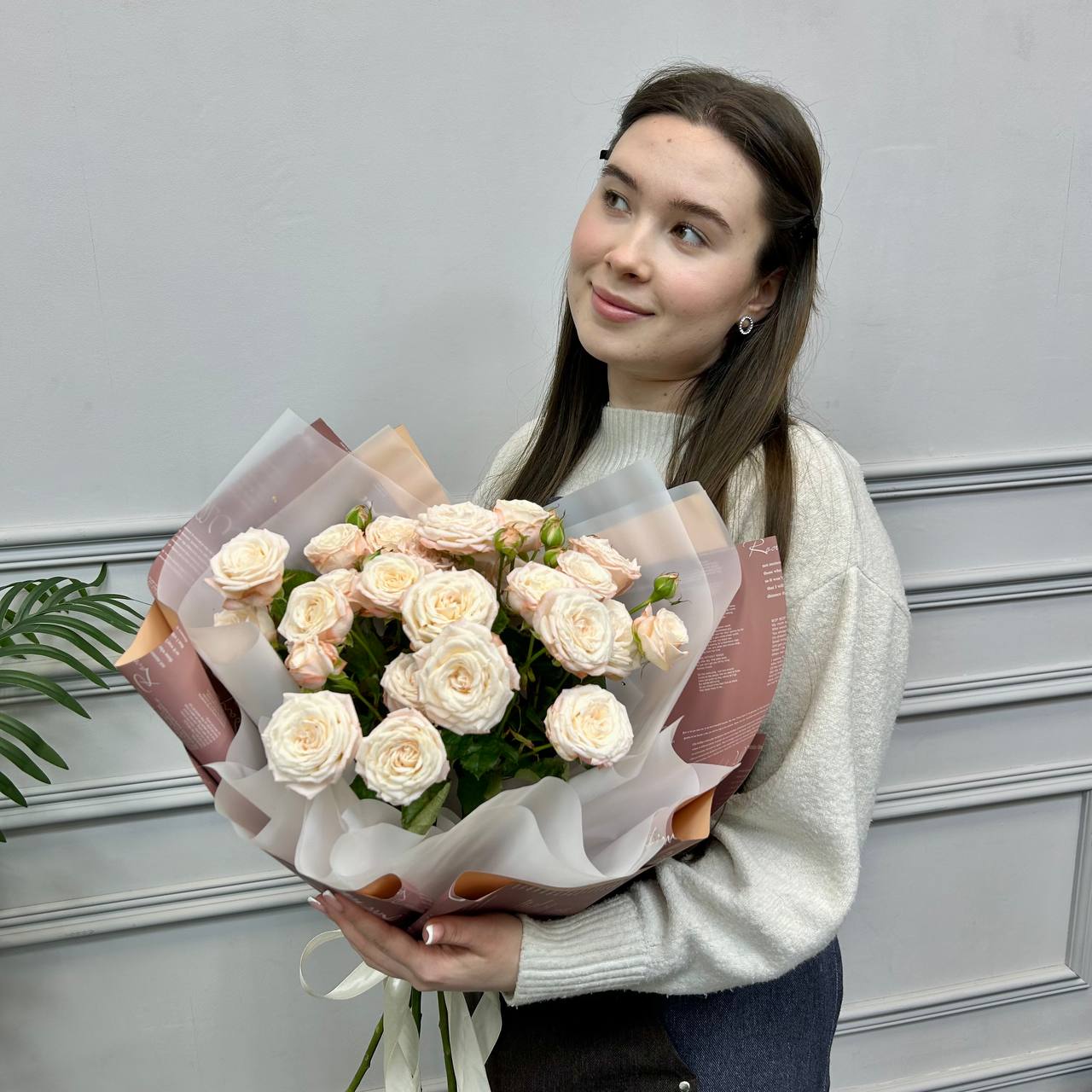 Букет из 5 кустовых роз Весеннее солнце