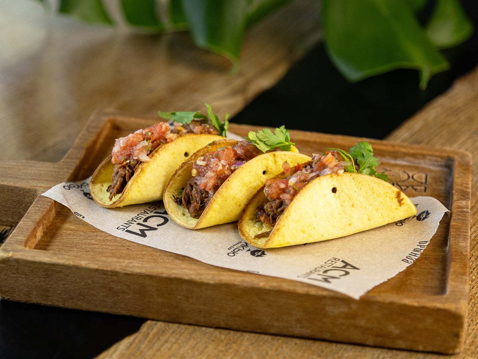 Тако с рваной говядиной