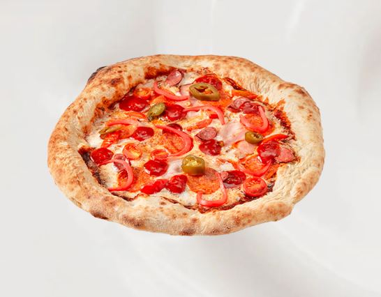 Экстрамясная с беконом, колбасками и пепперони