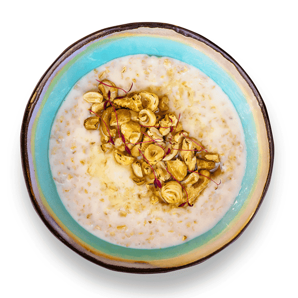 Каша овсяная на молоке с орехами и мёдом