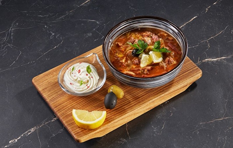 Солянка мясная