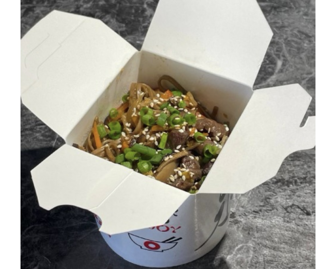 Wok соба с говядиной по азиатски 