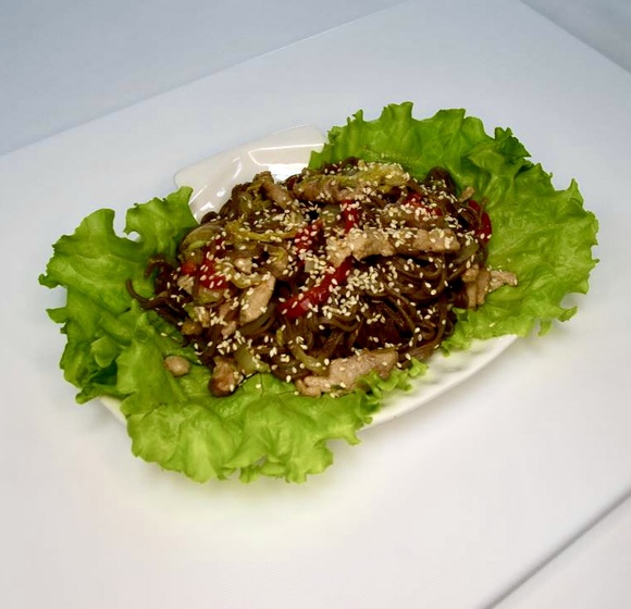 Wok с курицей соба