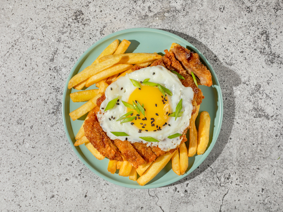 Кацудон со свининой и картофелем