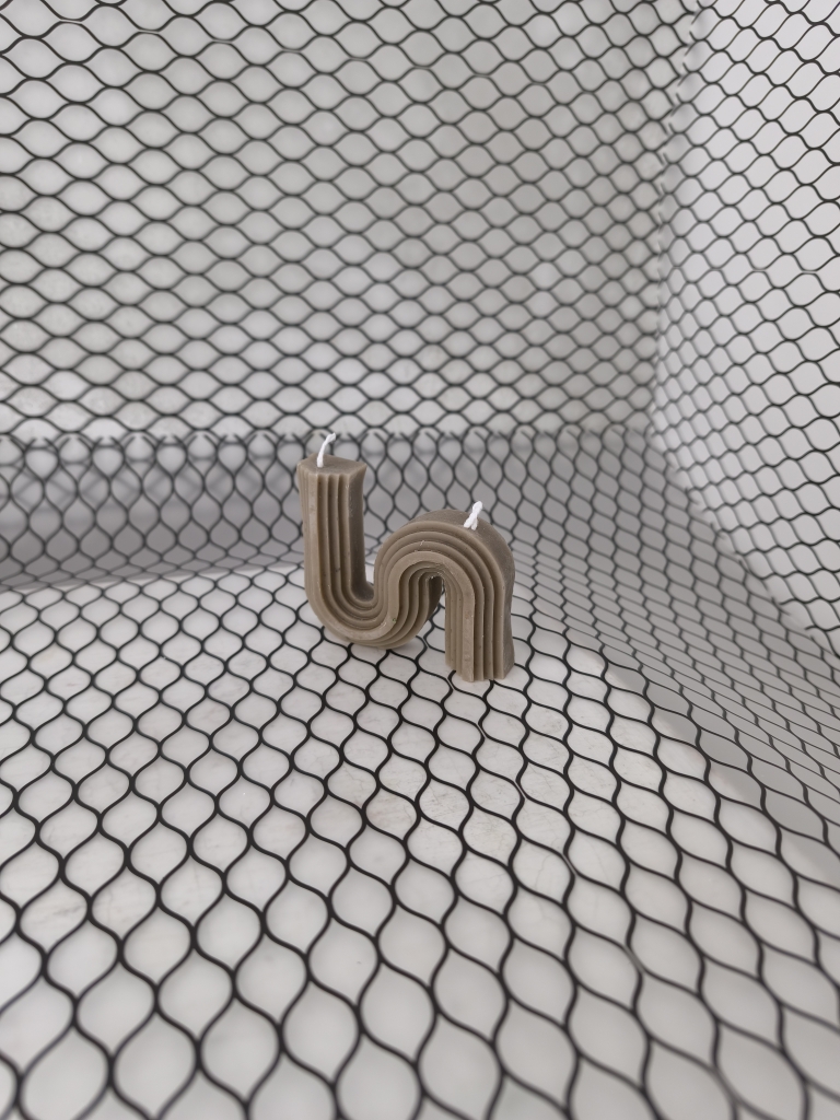 Свеча "Дуга" из пчелиного воска