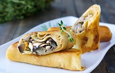 Блинчики с курицей и грибами