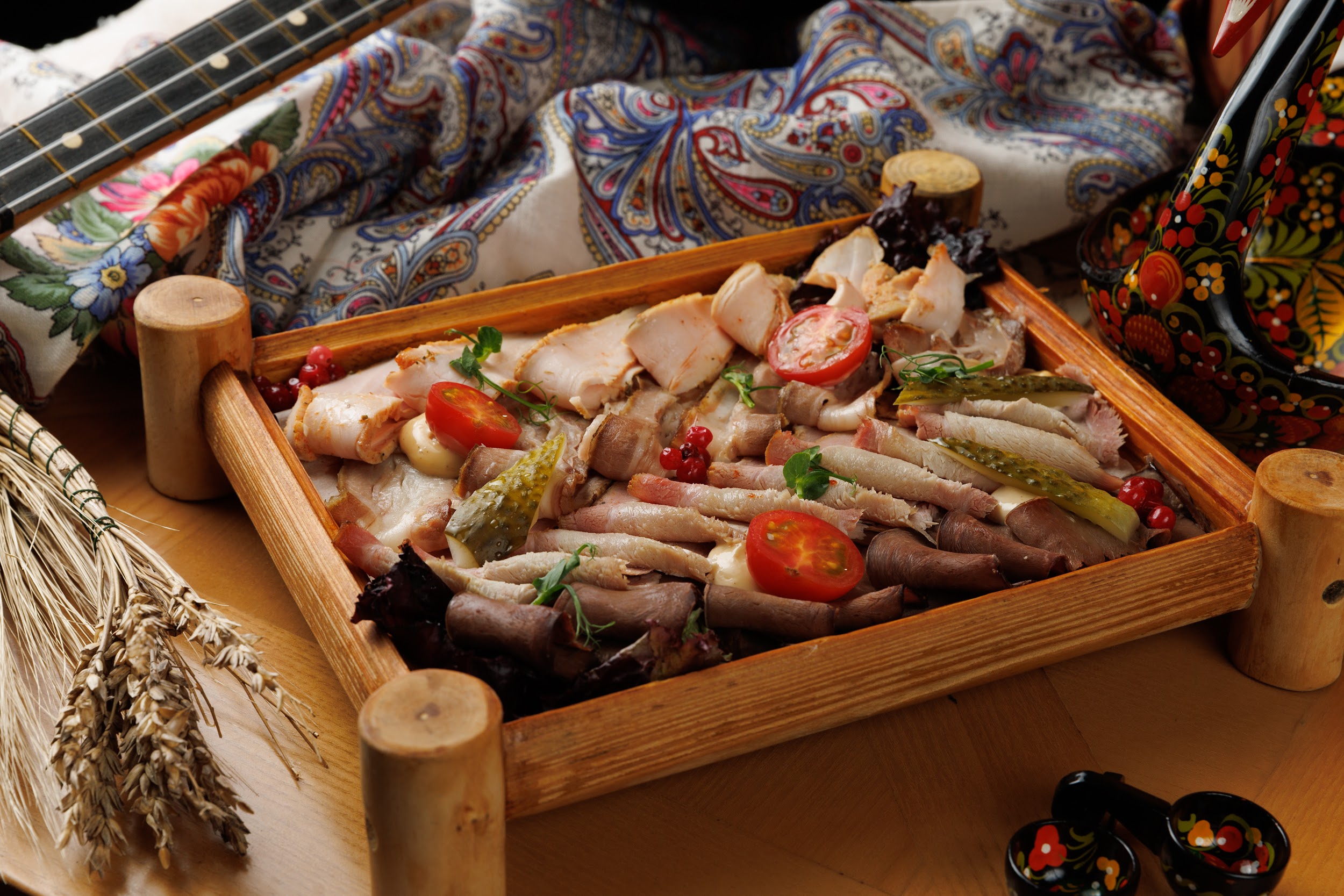 Мясные деликатесы от "Матрешки"