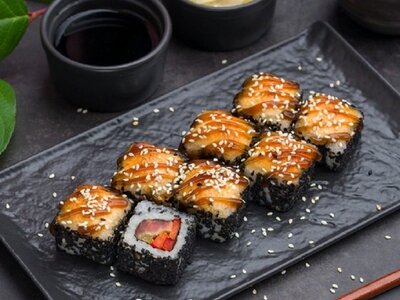 Black Самурай с тунцом