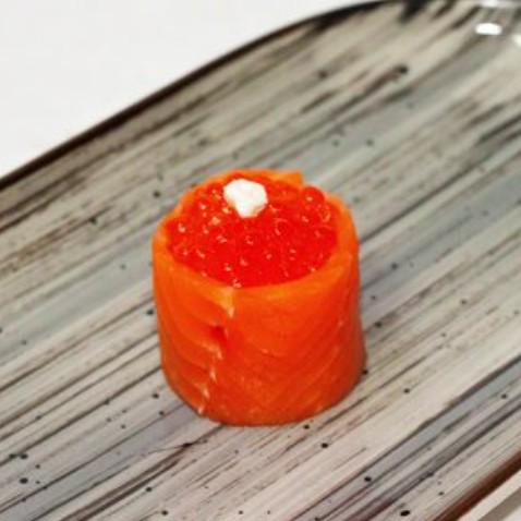 Икра, сыр в лососе