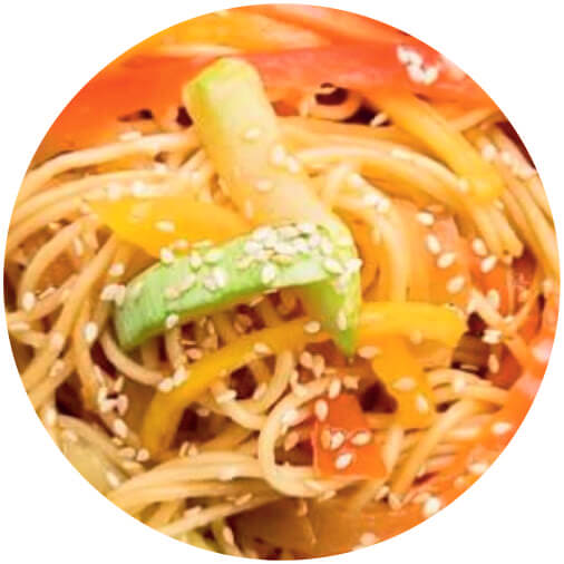 Пшеничная лапша с овощами