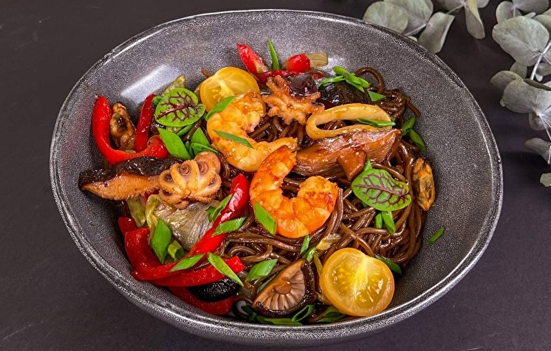 Лапша Соба с морепродуктами