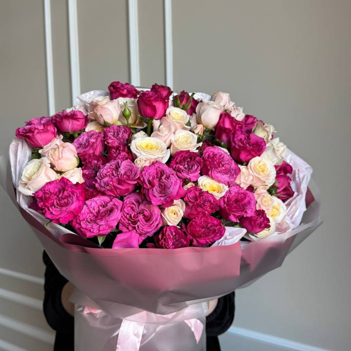 Моно букет из кустовых роз 43 (предзаказ)