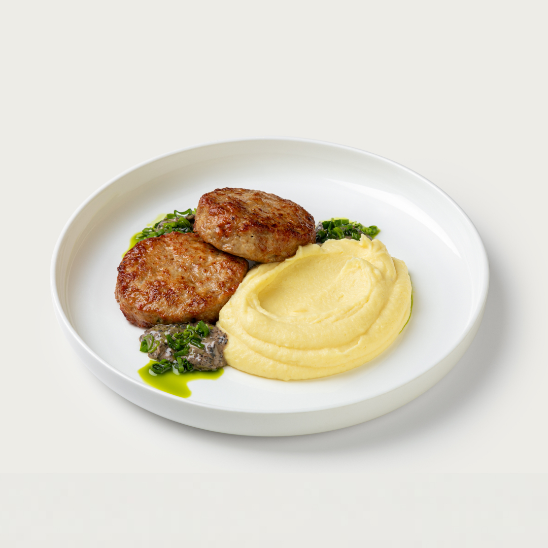 Домашние котлеты из говядины на пару с картофельны