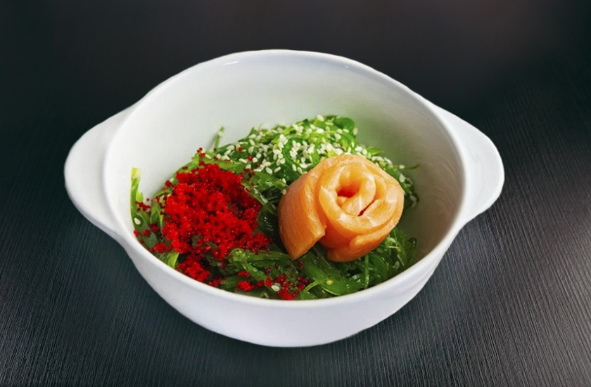 Салат чука с лососем