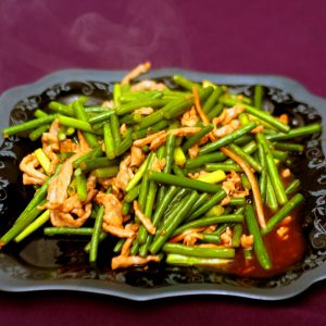 №217 Мясо с ростками чеснока 500г