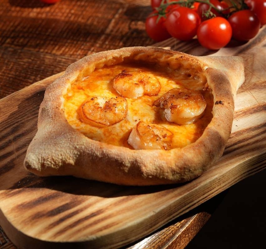 [Д] Аджарский хачапури с креветками и слоусом том ям