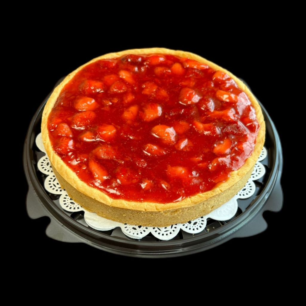 Творожный пирог с клубникой