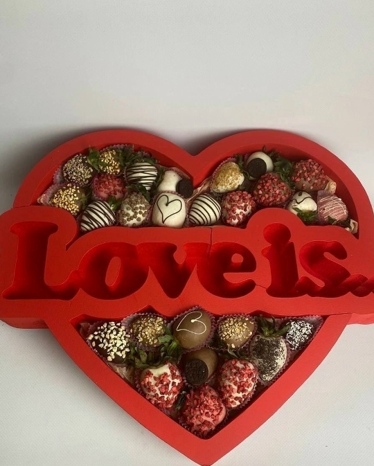 Пенобокс love is