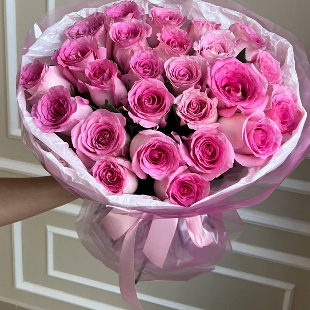 Моно букет из 25 роз 13 (предзаказ)