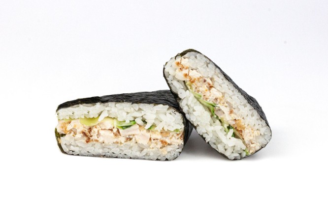 Онигири с Курицей