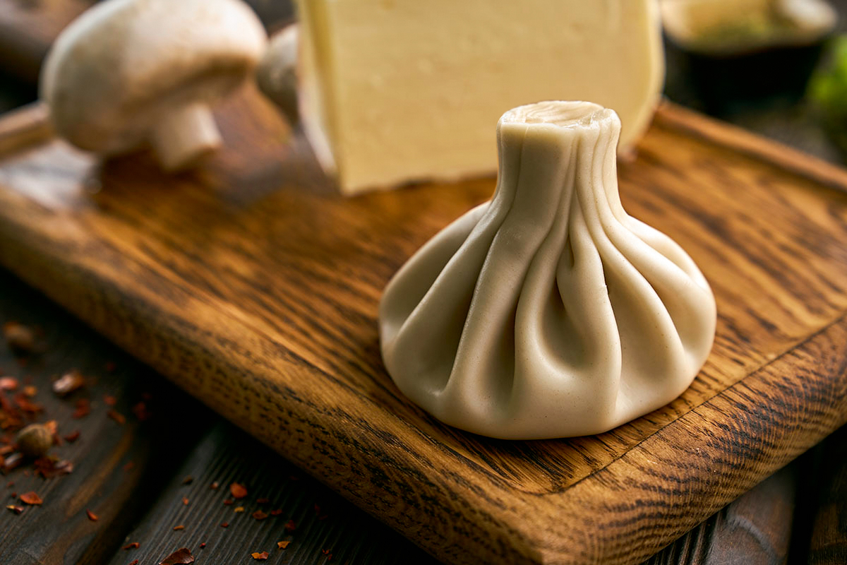 Хинкали с грибами и сыром