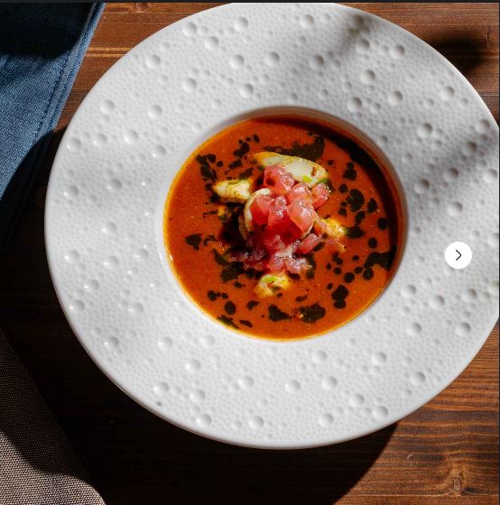 Томатный суп с морепродуктами