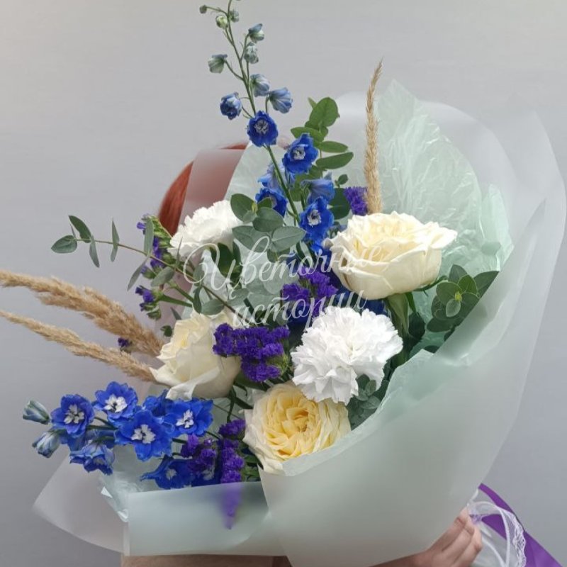 Букет «Утренний бриз с Дельфиниумом»