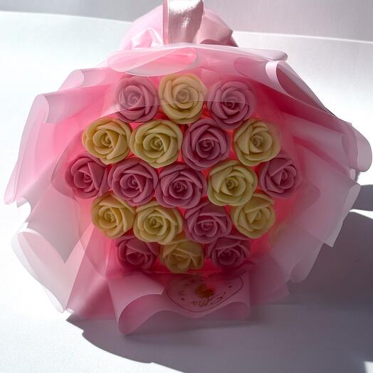 Букет из шоколадных цветов "Розовая нежность"