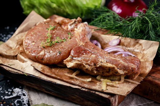 СВИНАЯ КОРЕЙКА (маринованное мясо)