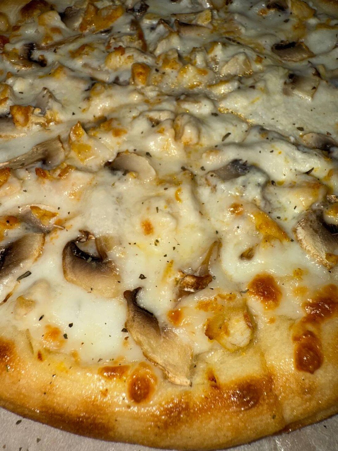 Пицца с курицей и грибами 370г