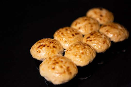 Запеченный ролл с креветкой (фирм.соус)