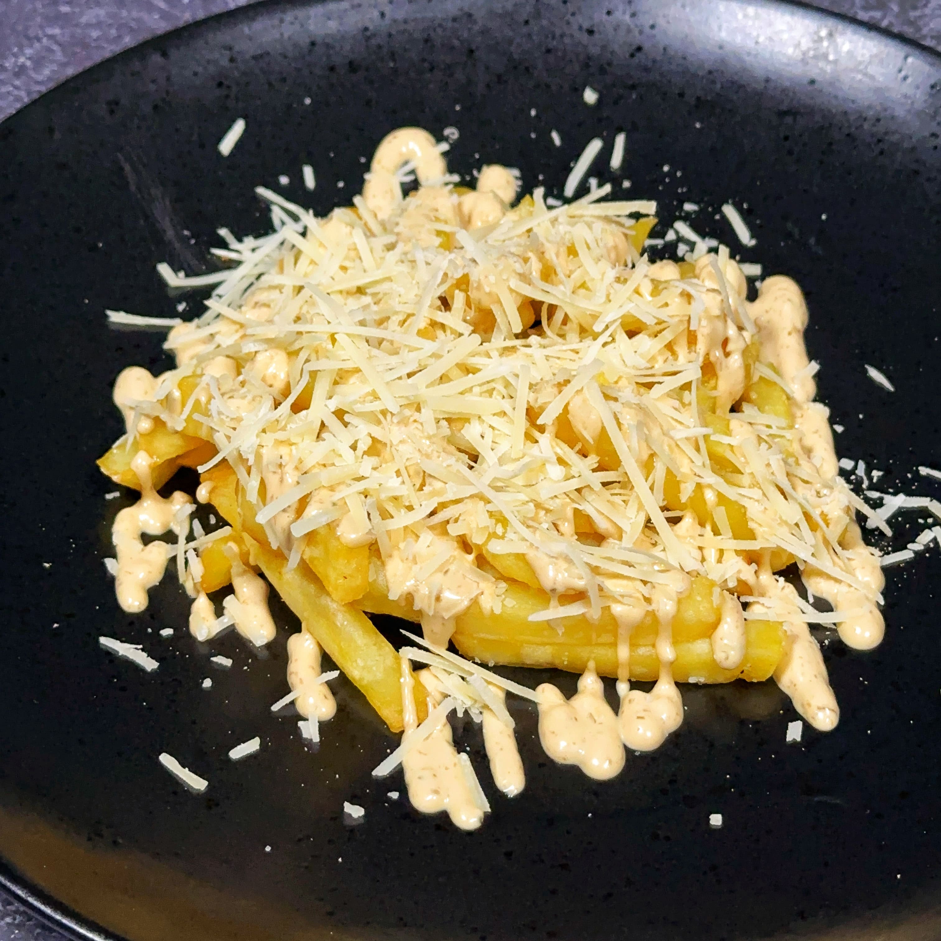 Картошка фри пармезан