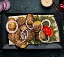 Картофель с салом на мангале